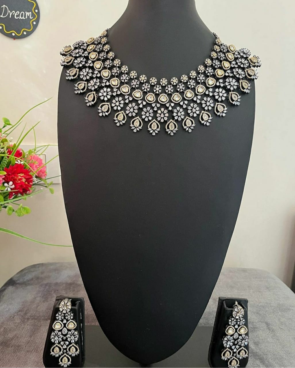 NJNS122 - Cubic Zircon Necklace set