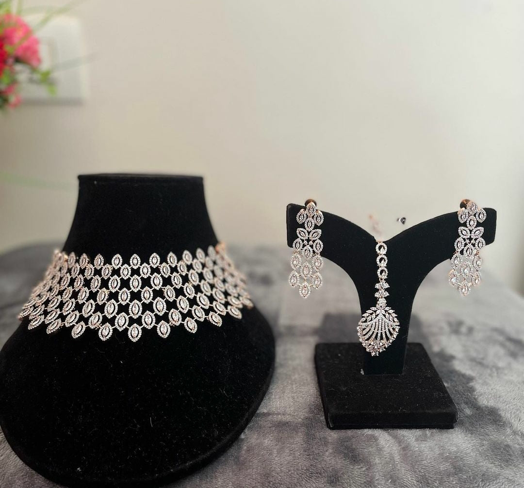 NJNS109 - Diamante Choker set